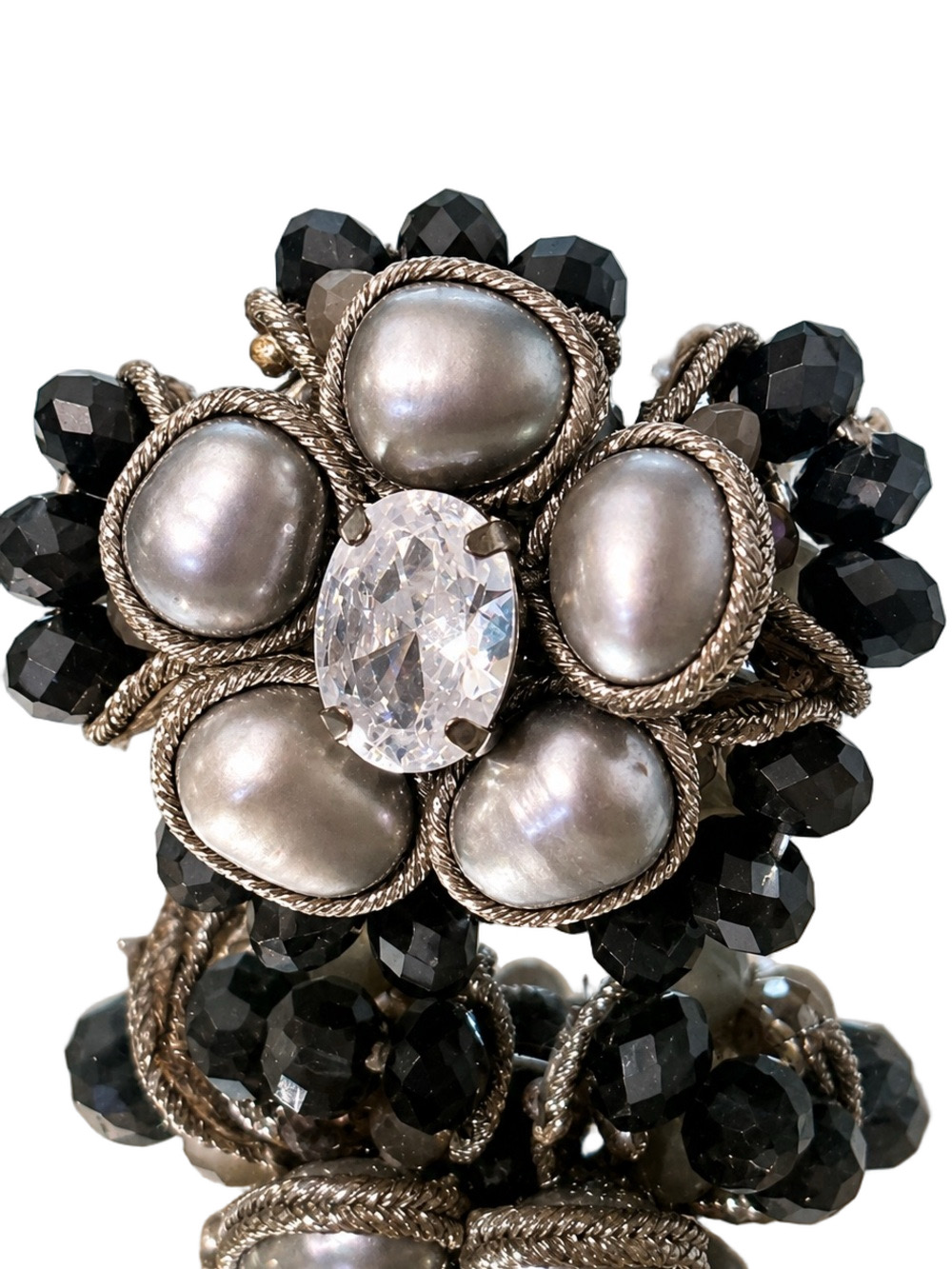 Vintage floral ring large pearl crystal stretch band silver black gray